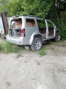 Nissan Pathfinder ����