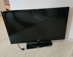 LG 42LK530. LED ����