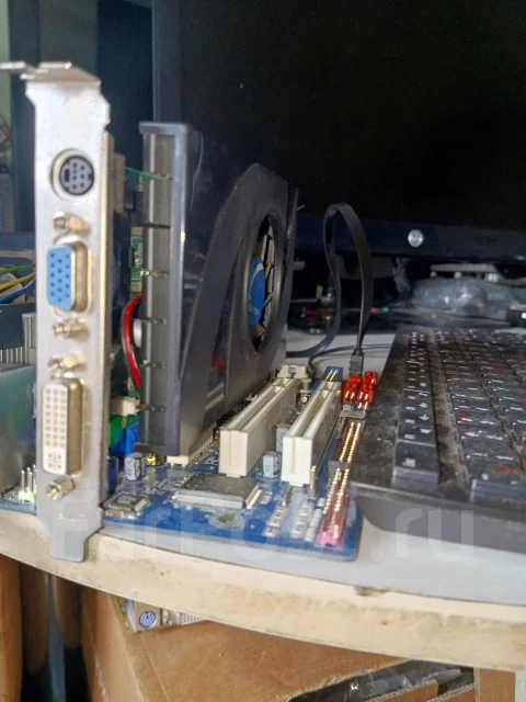 GeForce 9600 GT ����