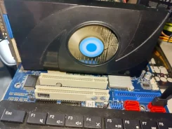 GeForce 9600 GT ����
