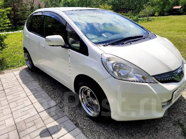 Honda Fit. ��������, ��������, 1.3 (88��.�.), ������, 129 020����. �� ����