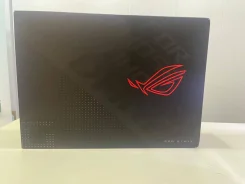 Asus ROG Strix. 17.3", ��� 16 ��, ���� 1 024��� ����