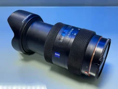 Zeiss ����