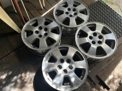 IKI. 6.0x15", 5x100, ET48 ����