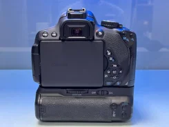 Canon EOS 650D Body ����