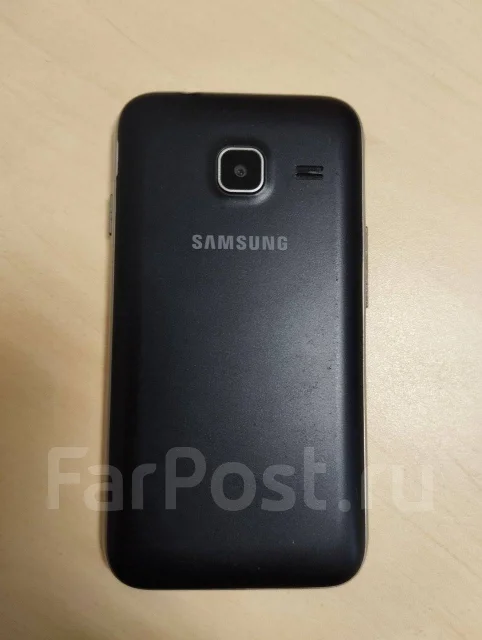 Samsung Galaxy J1 Mini. �/�, 8 ��, ������, 3G, Dual-SIM ����