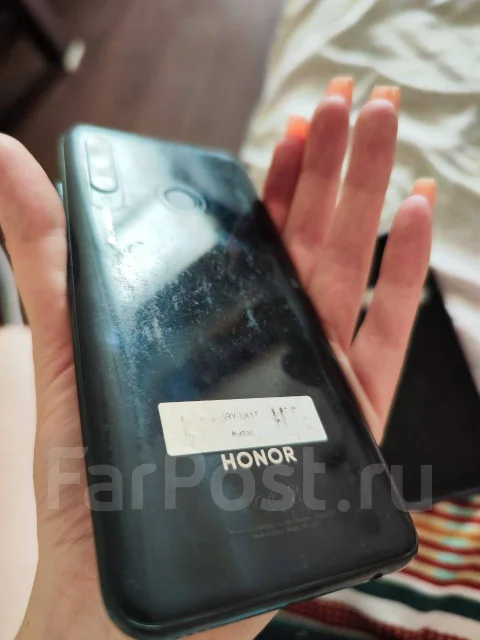 Honor 10. �/�, �����, 3G, 4G LTE, Dual-SIM, NFC ����