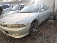 Mitsubishi Galant. E72A, 4G93 ����