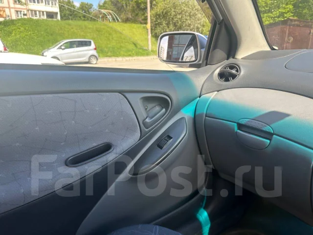 Toyota Vitz. �������, ��������, 1.0 (70��.�.), ������, 195 000����. �� ����
