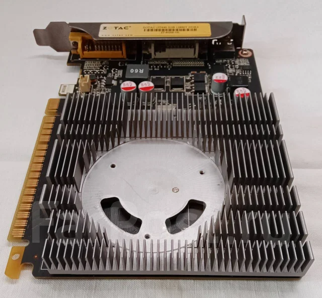 GeForce GT 640 ����