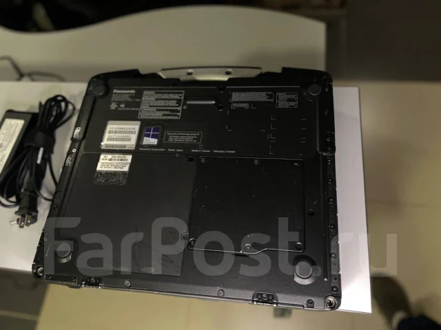 Panasonic Toughbook CF-31. 13.3", 2,5����, ��� 8 ��, ���� 240���, WiFi: 1, Bluetooth: 1, ����������� �� 6��. ��� ����� �� ������������ ����