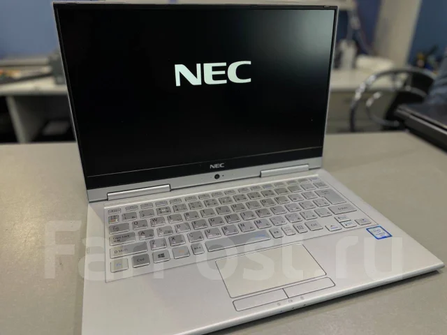 NEC. 13.3", 2,2����, ��� 4 ��, ���� 128���, WiFi: 1, Bluetooth: 1, ����������� �� 3��. ��� ����� �� ������������ ����