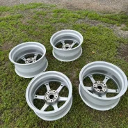 AVS Model 6. 9.0x17", 5x114.3, ET35, �� 73���. ����