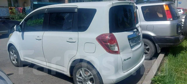 Toyota Ractis. ��������, ��������, 1.3 (87��.�.), ������, 200 000����. �� ����