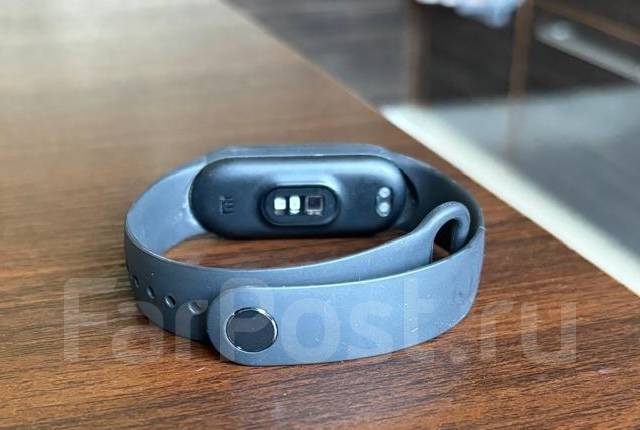Фитнес браслет Xiaomi Mi Band 6, б/у, в наличии. Цена: 500₽ во Владивостоке