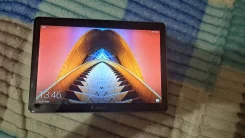 Huawei MediaPad T3. 9 ������, ������ 16 �� ����
