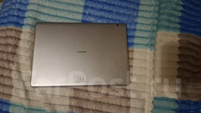 Huawei MediaPad T3. 9 ������, ������ 16 �� ����
