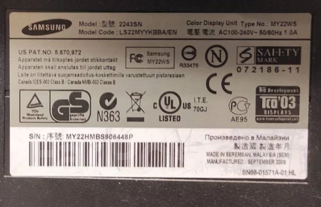 Samsung. 21.5", ���������� �� (LCD, LED, QLED) ����