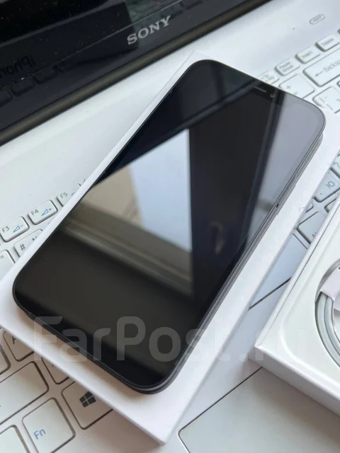 Apple iPhone 12. �/�, 128 ��, ������ ����