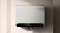 Xiaomi. 3 300����. ����