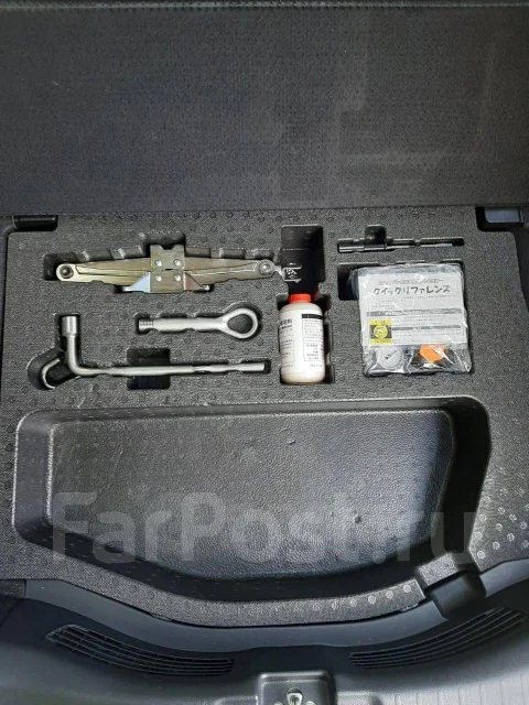 Honda Fit. ��������, 4wd, 1.3 (100��.�.), ������, 136����. �� ����