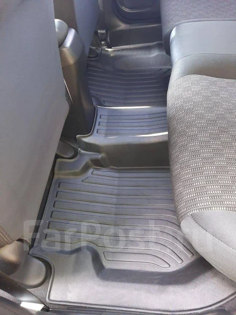 Honda Fit. ��������, 4wd, 1.3 (100��.�.), ������, 136����. �� ����