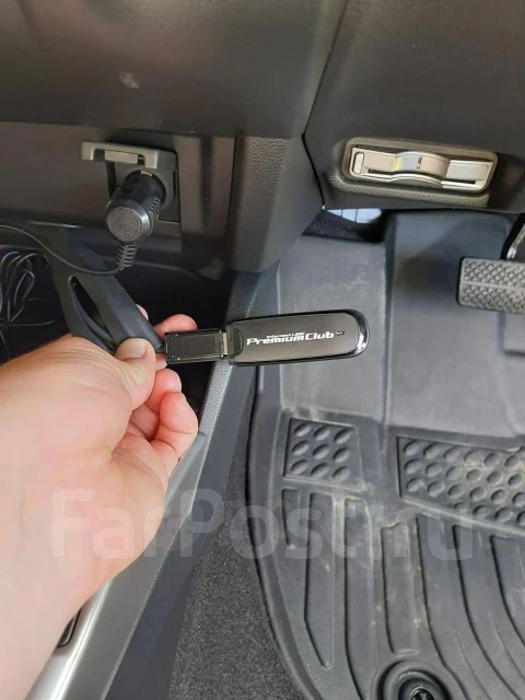 Honda Fit. ��������, 4wd, 1.3 (100��.�.), ������, 136����. �� ����
