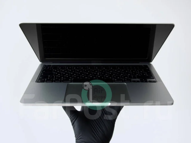Apple MacBook Pro 13 2020 Late. ��� 8 ��, ���� 512���, WiFi: 1, Bluetooth: 1 ����
