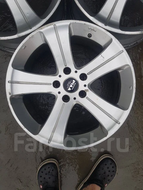 PIAA. 8.0x18", 5x114.3, ET38, �� 70,1���. ����