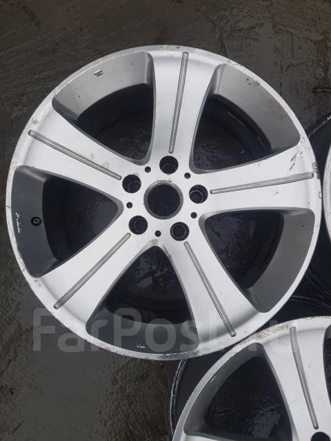 PIAA. 8.0x18", 5x114.3, ET38, �� 70,1���. ����