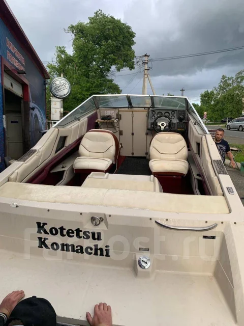Maxum. 1990 ���, ����� 6��., ��������� ������������, 132��.�., ������ ����