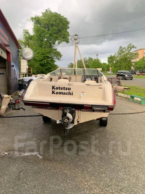 Maxum. 1990 ���, ����� 6��., ��������� ������������, 132��.�., ������ ����