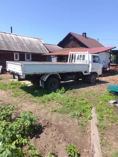 Mazda Titan ����