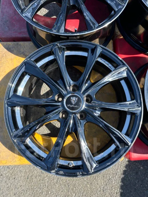 Trafficstar. 7.0/8.0x18", 5x114.3, ET48/42, �� 72���. ����