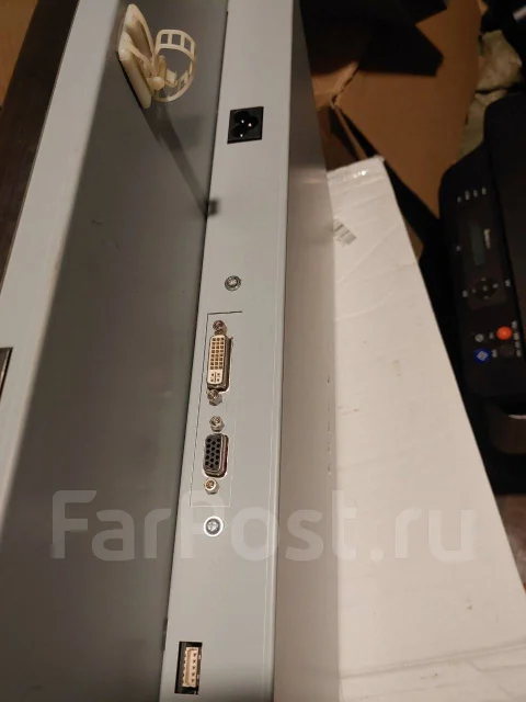 AUO. 22", ���������� �� (LCD, LED, QLED) ����