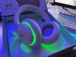 Logitech ����