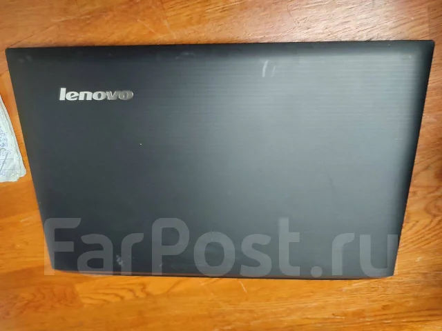 Lenovo B570e. 15.6", 1,5����, ��� 4 ��, ���� 240���, WiFi: 1, Bluetooth: 1, ����������� �� 3��. ����