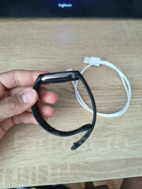 Xiaomi Smart Band 8. IP68 ����