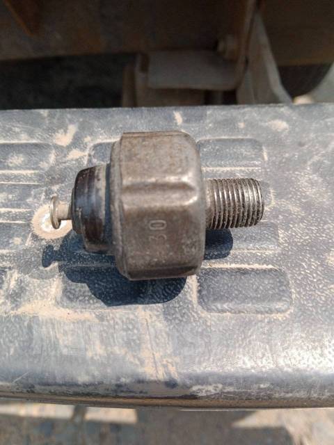 Масляный датчик Toyota Lite Ace СМ40 89 года купить во Владивостоке по ...