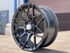 RR. 7.0x15", 4x100, ET32, �� 60,1���. ����