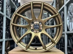 Work Emotion CR Kiwami. 8.0x17", 4x100, ET35, �� 73,1���. ��� ����� �� ������������ ����