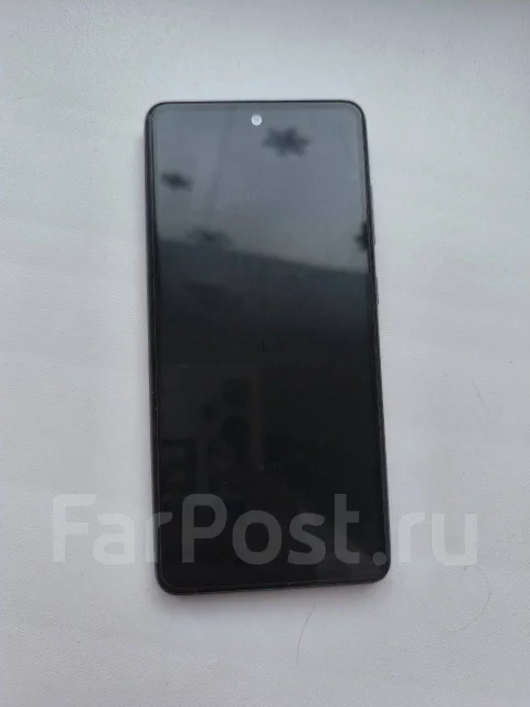 Samsung Galaxy A52. �/�, 8 ��, �������, 3G, 4G LTE, Dual-SIM, NFC ����