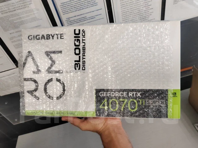 GeForce RTX 4070 Ti SUPER ����