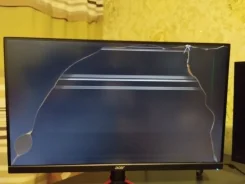 Acer. 27", ���������� OLED ����