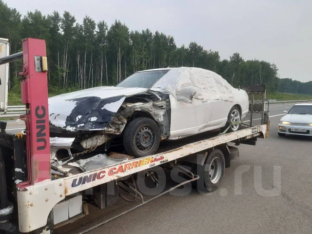 Nissan Skyline. HR33, RB20E ����