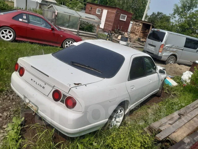 Nissan Skyline. HR33, RB20E ����