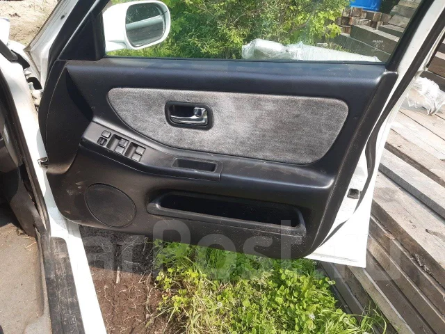 Nissan Skyline. HR33, RB20E ����