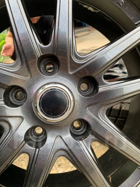 Mondera. 7.0x17", 5x114.3, ET48 ����