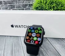Apple Watch Series 8. NFC ����