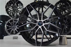Wheelegend VLF06. 9.0x18", 5x114.3, ET40, �� 73,1���. ��� ����� �� ����������� ����